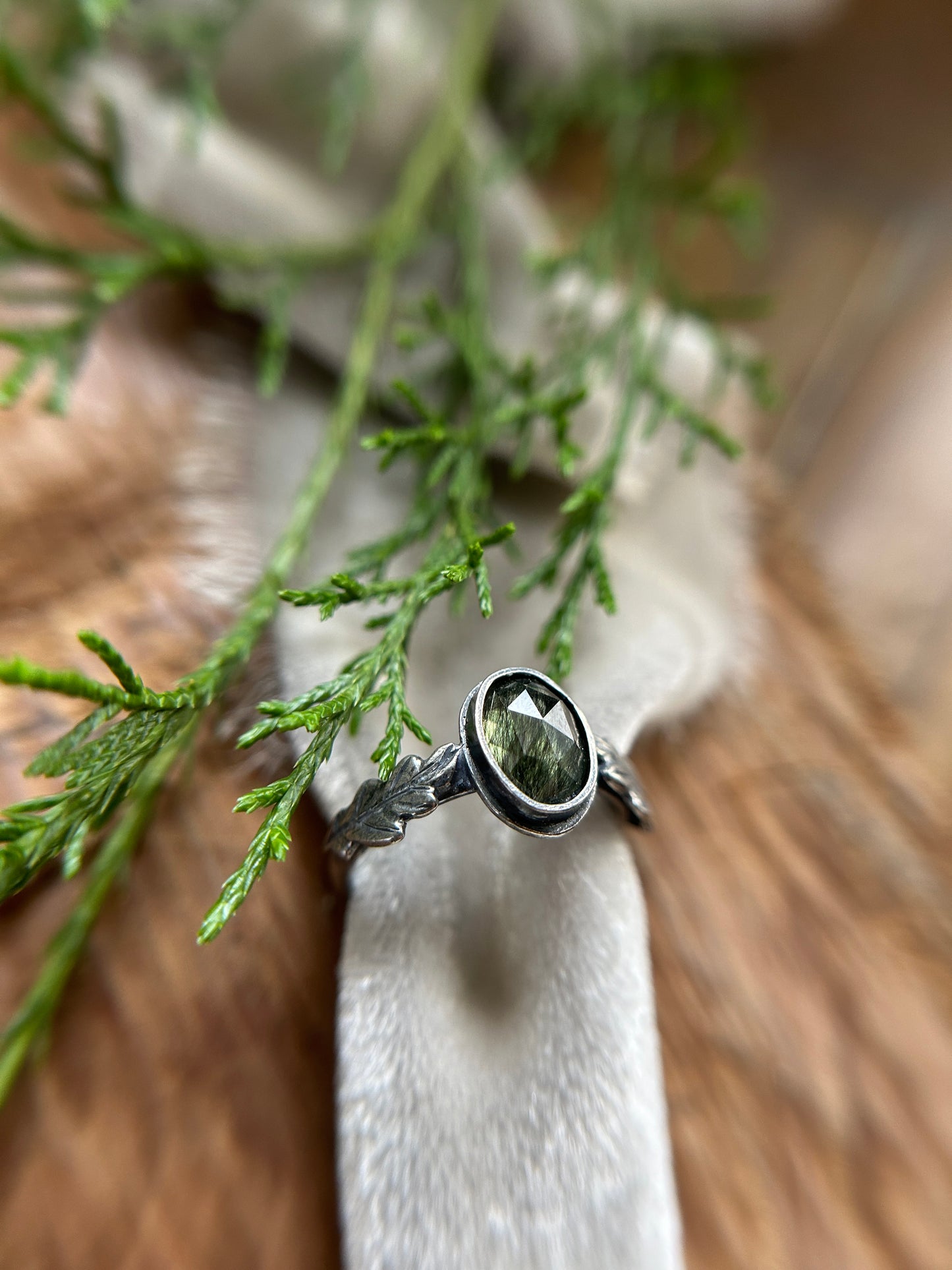 Oak ring in choice of peridot  w ludwigite or green tourmaline