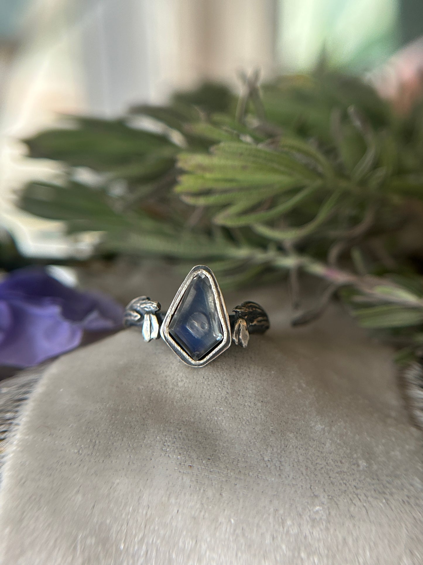 Snowdrop Skull with Portrait Cut Rainbow Moonstone -sterling silver ring finshed to ring size