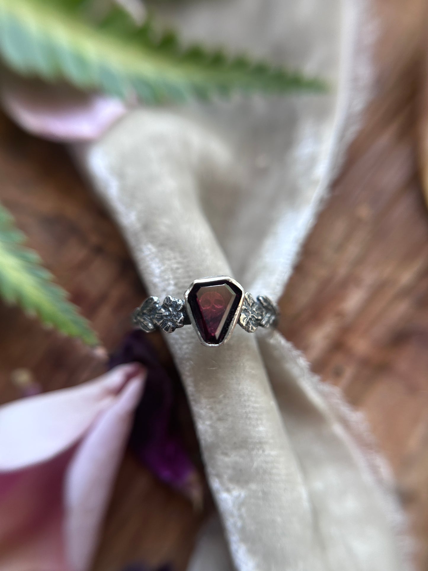 Wild roses & skull ring with portrait cut coffin garnet- Sterling silver jewelry