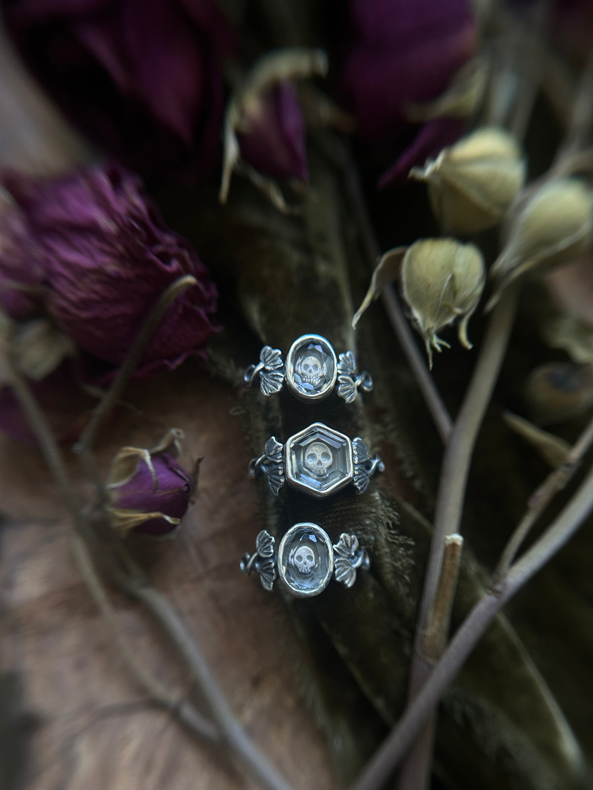 Skull & ivy ring -memento mori sterling silver with quartz jewelry