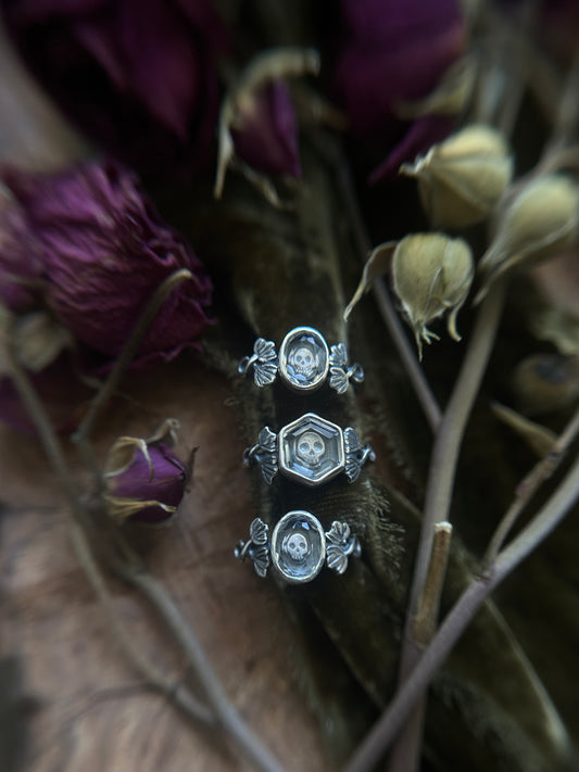 Skull & ivy ring -memento mori sterling silver with quartz jewelry