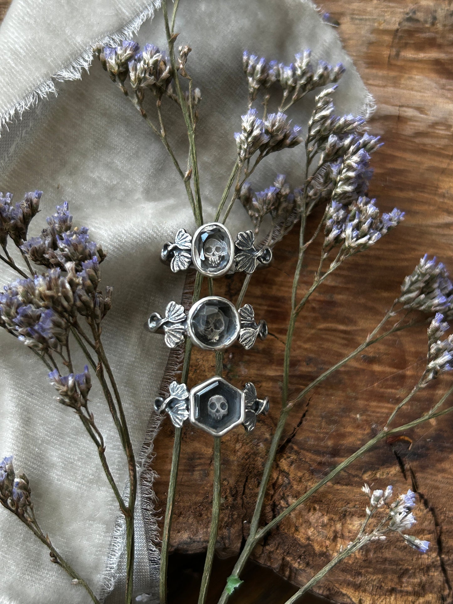 Skull & ivy ring -memento mori sterling silver with quartz jewelry