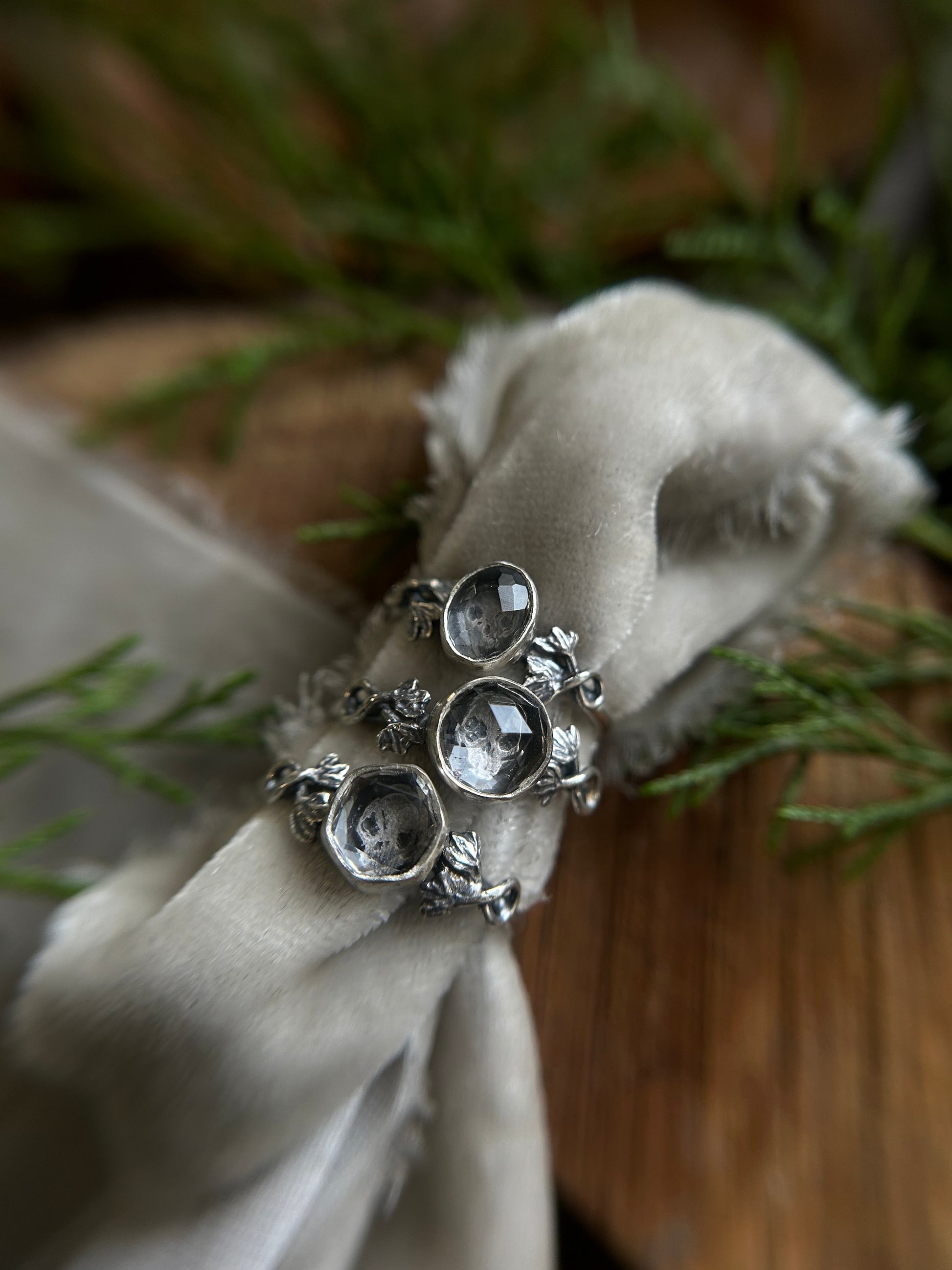 Quartz skull with ivy ring